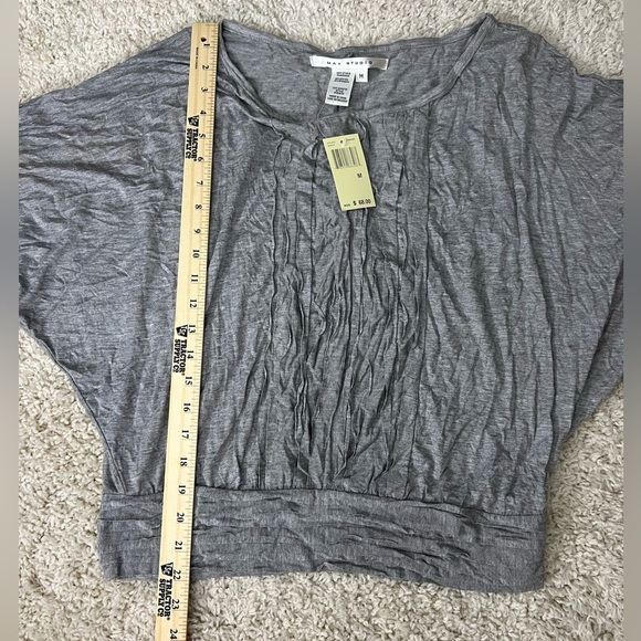 Women's Size Medium Max Studio Top NWT - Picture 7 of 9